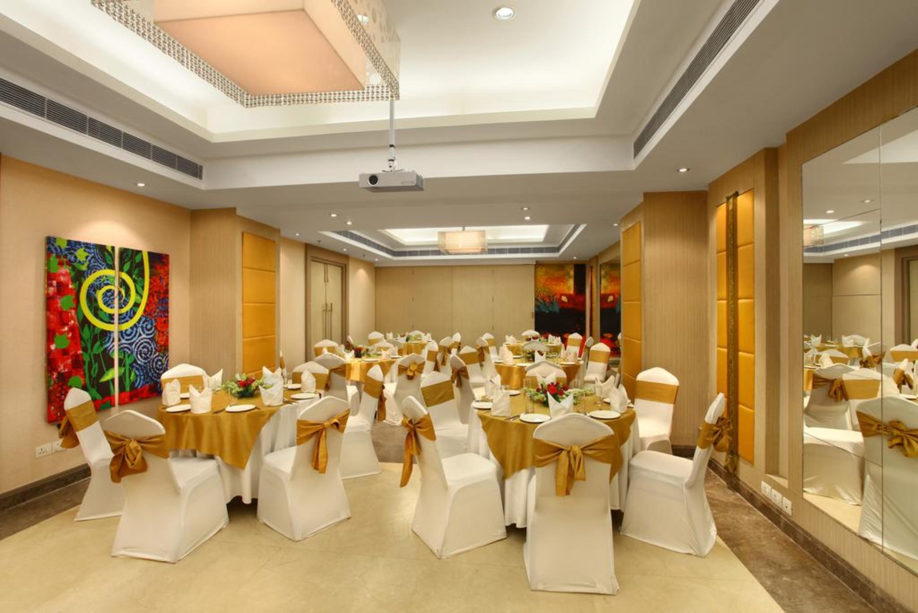 The Ashtan Sarovar Portico New Delhi Luaran gambar